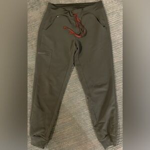 Figs Jogger Scrub Pants. Moss. Size Small Petite